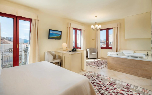 Hotel Regina Elena