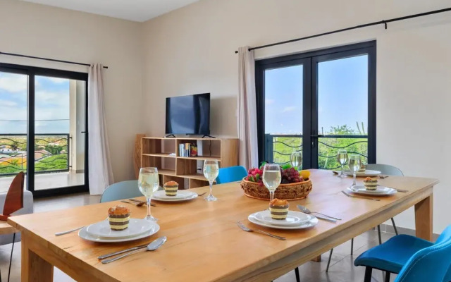 Brand NEW 2br2ba Sunset Ocean Views Balcony