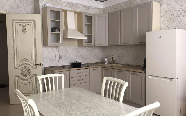 Апартаменты на улице Времена Года 15