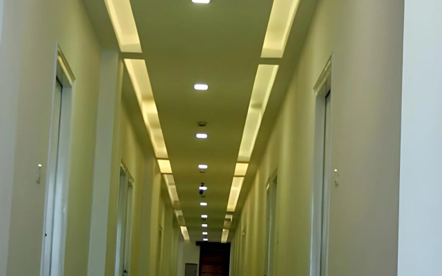Hotel Golden Sky