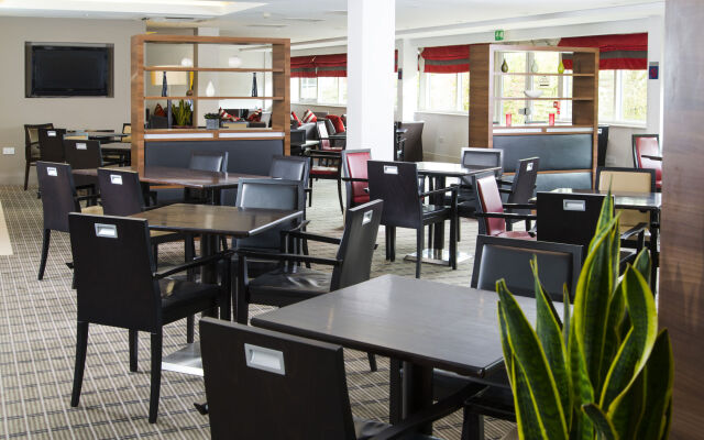 Holiday Inn Express Northampton - South by IHG