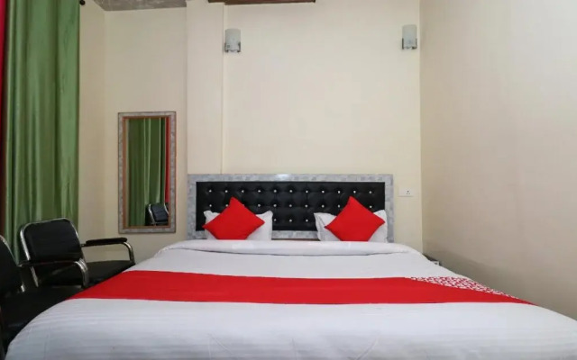 Green Mountains by OYO Rooms