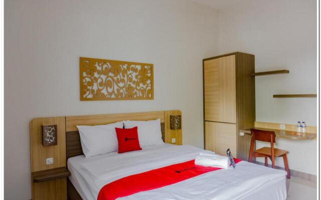 RedDoorz near Jogja City Mall 4