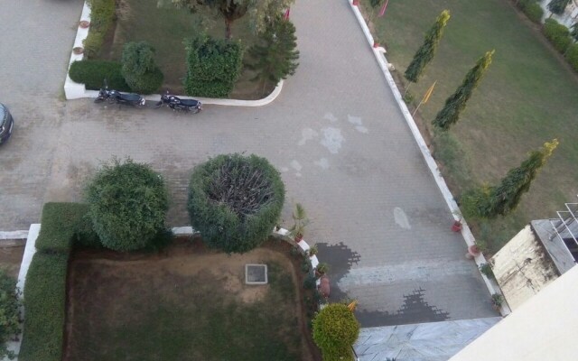 Antariksh Hotel & Resorts