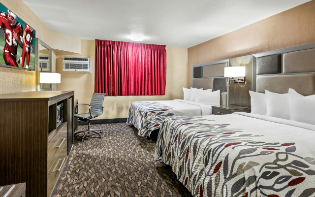 HomeTowne Studios by Red Roof Yuba City Bonanza – Marysville