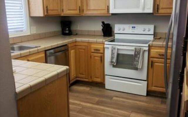 Snow Canyon View Condo