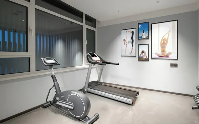 Holiday Inn Express Qingdao Hongdao Station by IHG