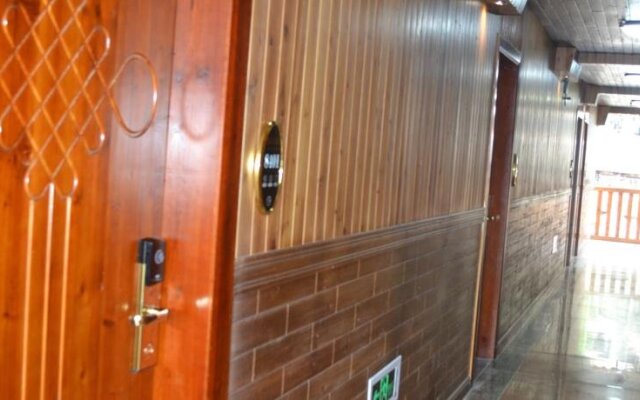 Longji Long Ying Hotel