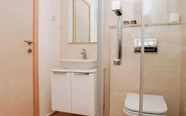 Status Apartments 140