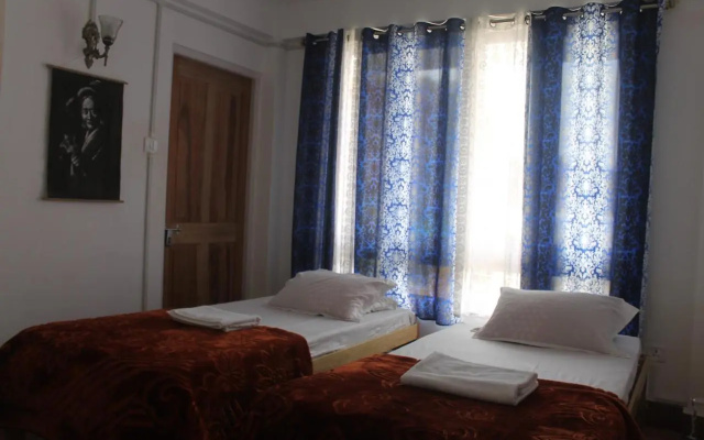 Mansarover Home Stay – Guest Rooms – Kalimpong