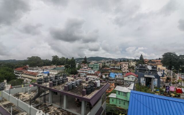 OYO 18330 Stay At Jo's Guest House