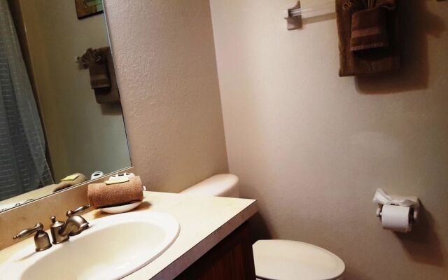 Spacious 6 Bedroom Villa