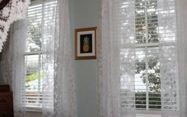 Victorian House Bed & Breakfast