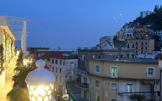 Minori Palace