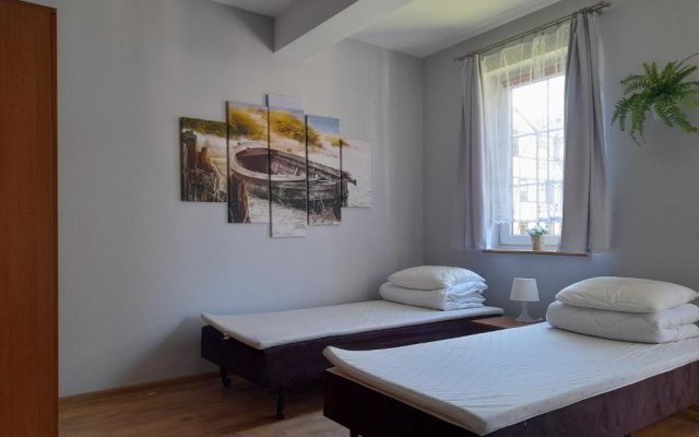 Apartament pod Dębami