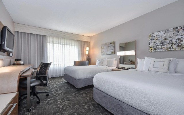 Courtyard by Marriott Charlotte/Matthews
