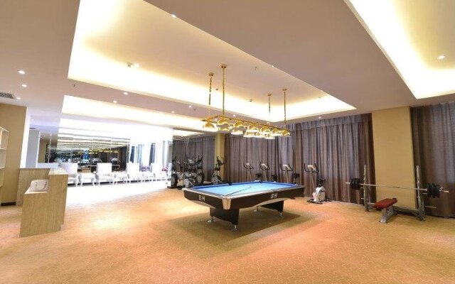 Huang He  International   Hotel