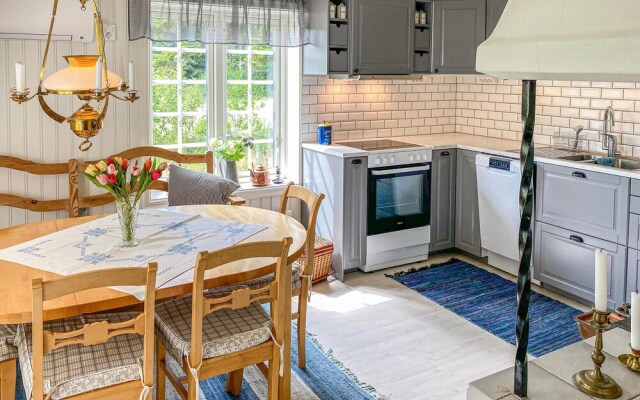 Amazing Home in Mellerud With Wifi and 3 Bedrooms