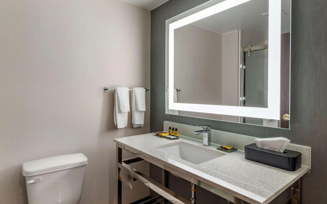 Best Western Plus Dalton Inn