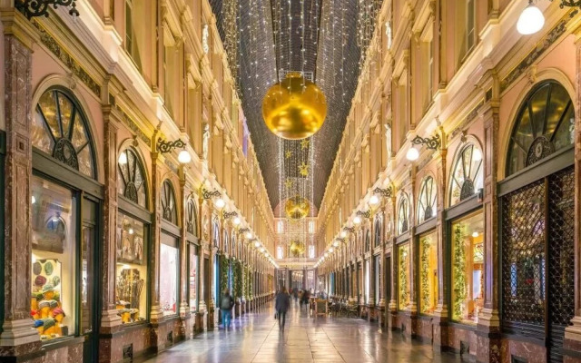 Super Flat Next Grand Place