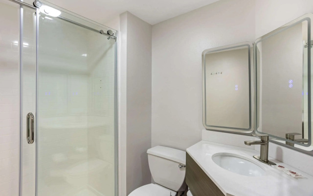 Comfort Inn & Suites Harrisburg-Hershey North