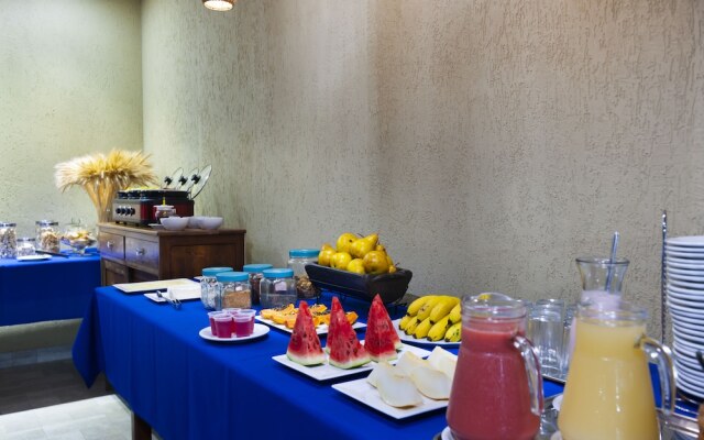 Coqueiros Praia Hotel - Balneário de Iriri