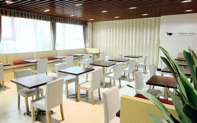 Motel 168 Ninghai Passenger Terminal Branch