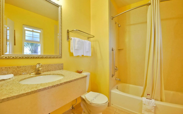 Fallbrook Country Inn