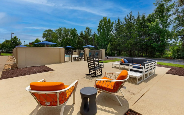 Hampton Inn & Suites Murfreesboro