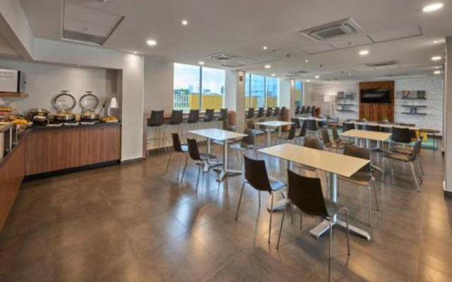 City Express by Marriott Comitan