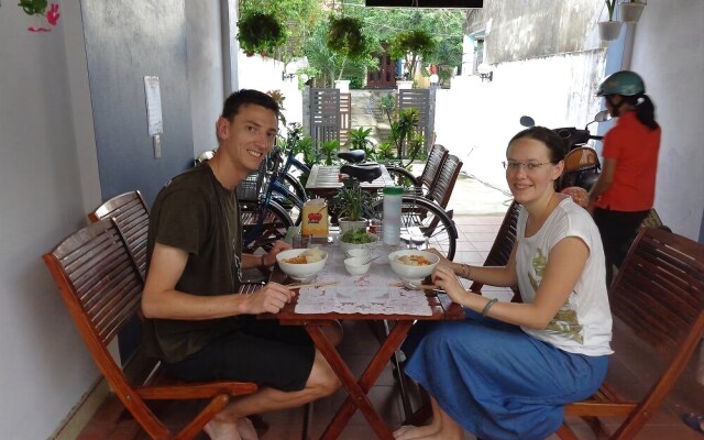 Banana Homestay  Hostel