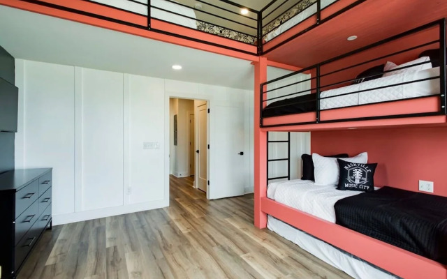 Rock N Roll Huge Space Games