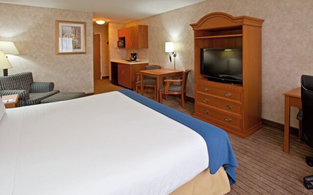 LA QUINTA INN &amp; SUITES PONTOON BEACH