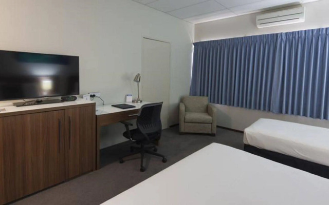 Ocean Centre Hotel