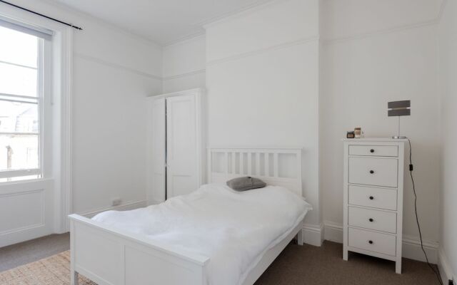 Fantastic Bright 2 Bed Notting Hill