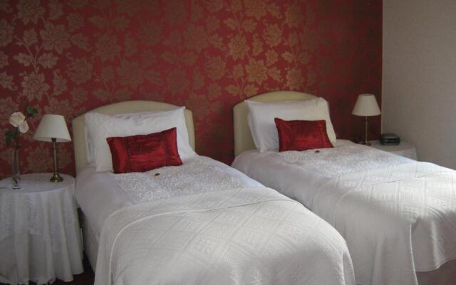 Lornebank Homestay Bed and Breakfast