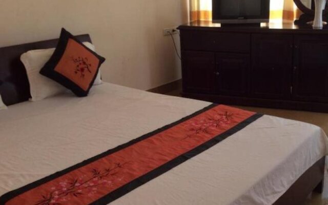 Phuong Dong Hotel