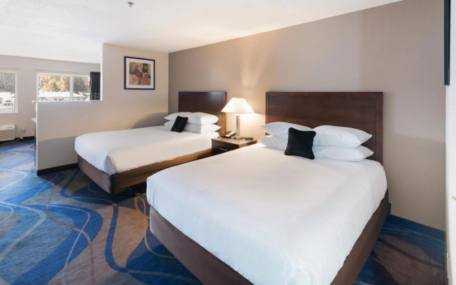 Red Lion Inn and Suites Kennewick Tri-Cities