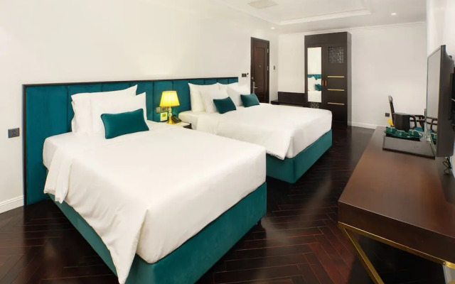 The Almin Hotel