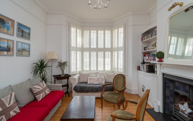 Big Family House Near Clapham Common