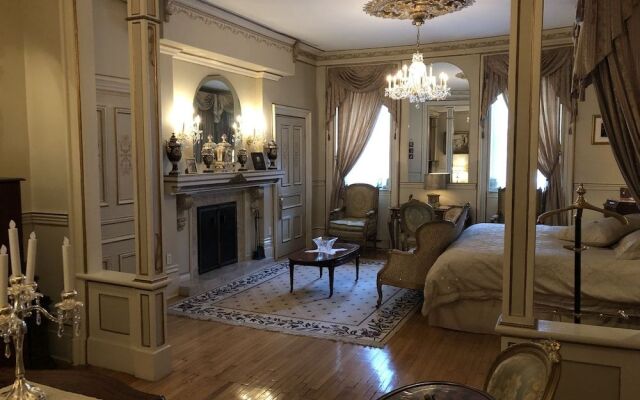 Le Château du Faubourg B&B