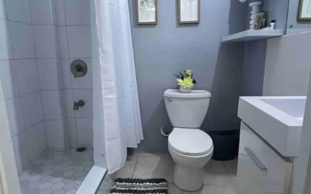 Modern Cozy 1BR Stay in New Kingston