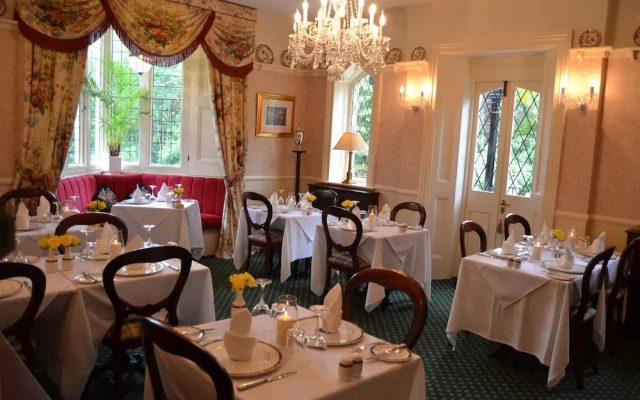Rylstone Manor