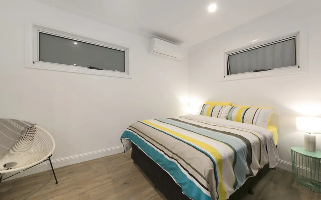 Milton Mews - Studios