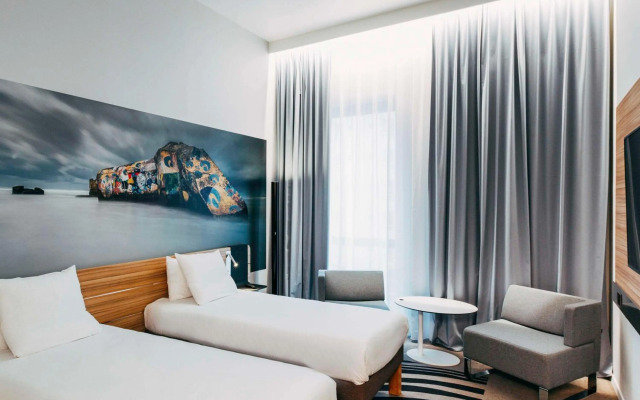Novotel Paris Coeur d'Orly Airport
