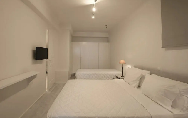 Amaris Residence