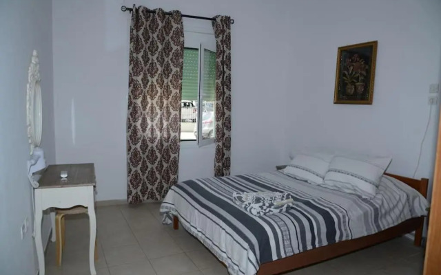 Hermes Apartment-2