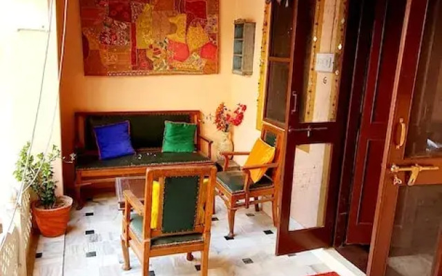 Durag Niwas Guesthouse