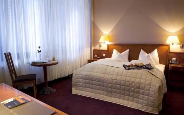 Ross Messehotel