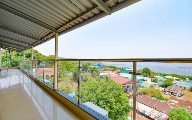 Fabhotel Bright Holidays